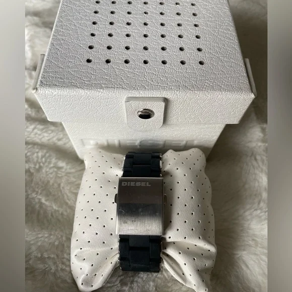 Diesel watch - Picture 3 of 3